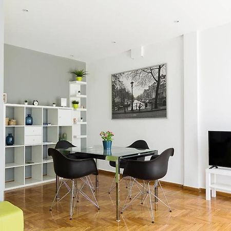 Apartmán Sunlit 2Br Oasis In Metaxourghio 3Min From Metro Atény Exteriér fotografie