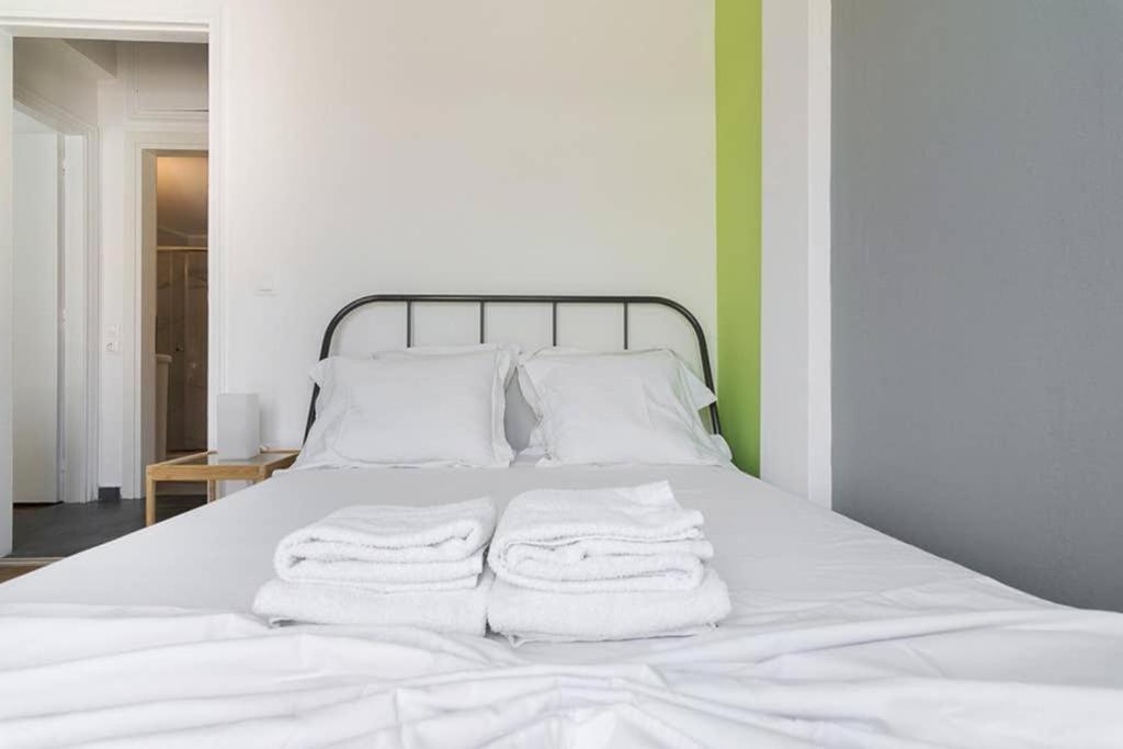 Apartmán Sunlit 2Br Oasis In Metaxourghio 3Min From Metro Atény Exteriér fotografie