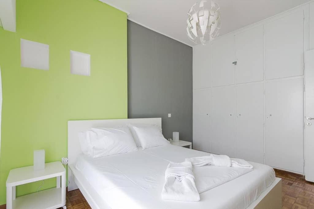 Apartmán Sunlit 2Br Oasis In Metaxourghio 3Min From Metro Atény Exteriér fotografie